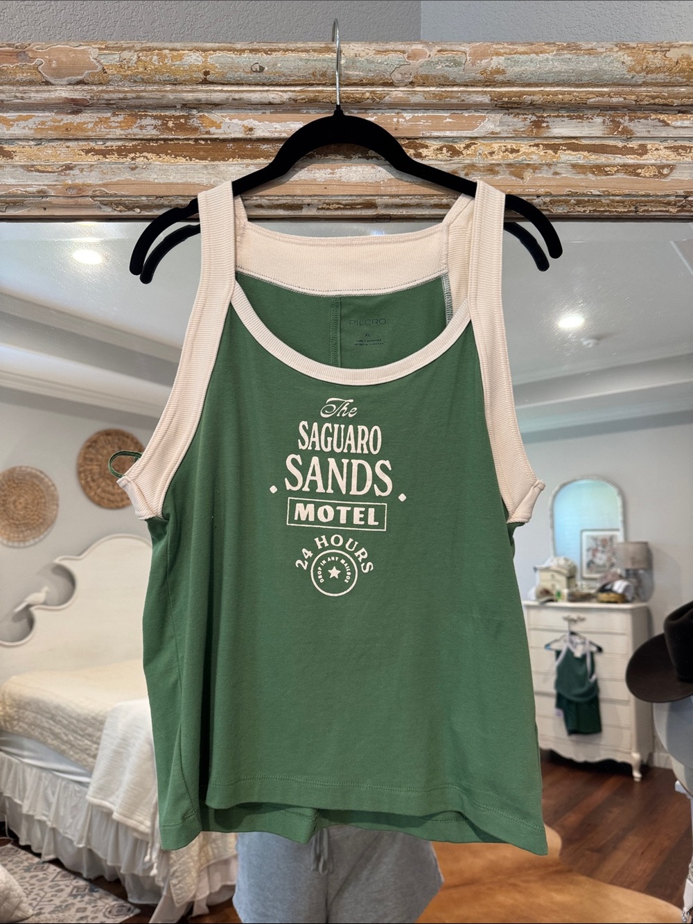Pilcro Saquaro sands tank